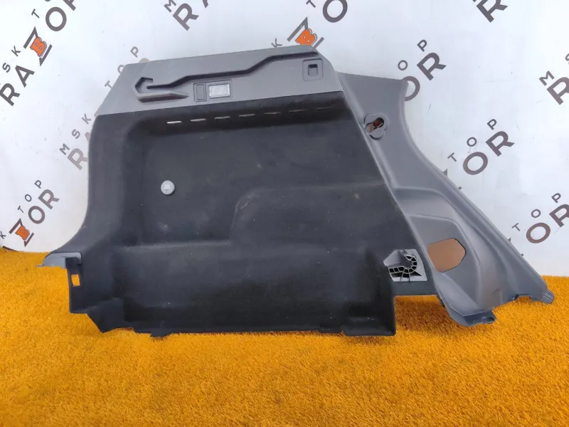 Обшивка багажника