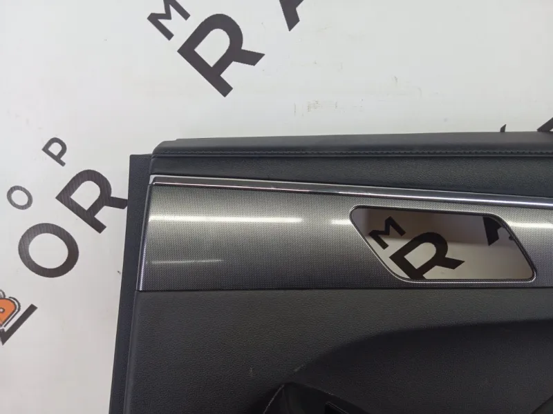 Обшивка двери