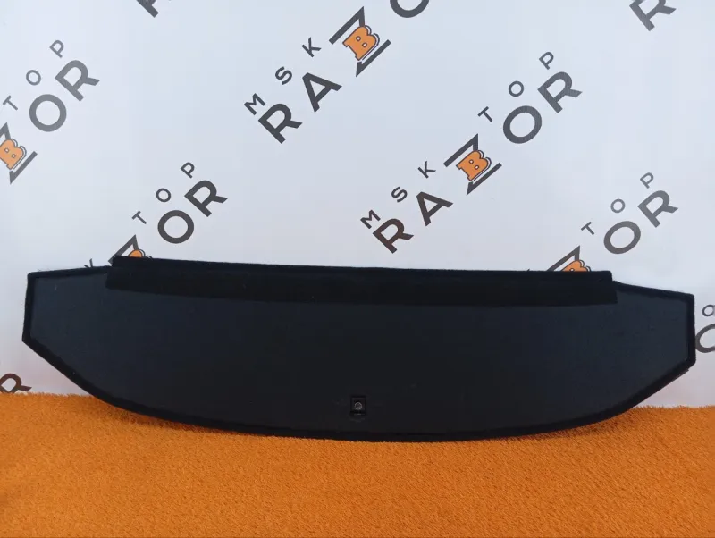 Шторка багажника