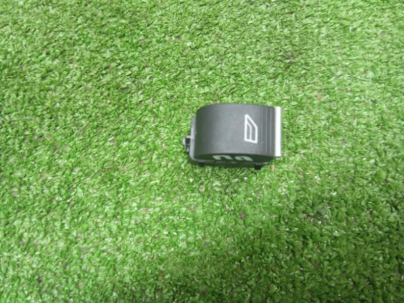 Кнопка стеклоподъемника