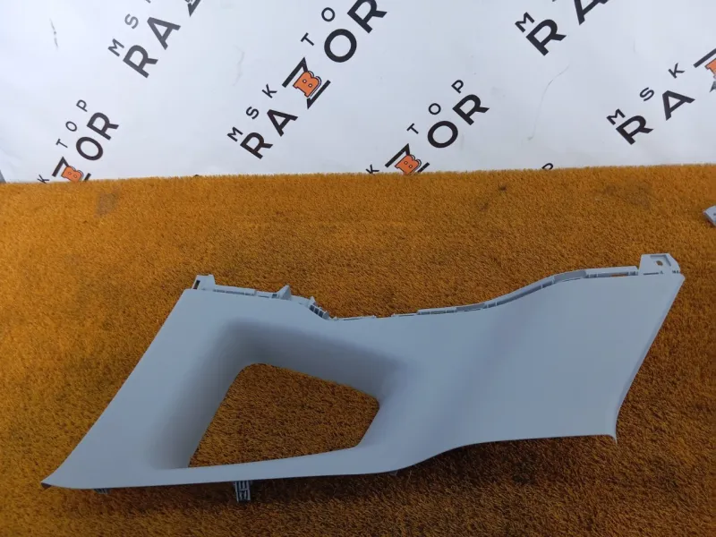 Накладка на стойку кузова