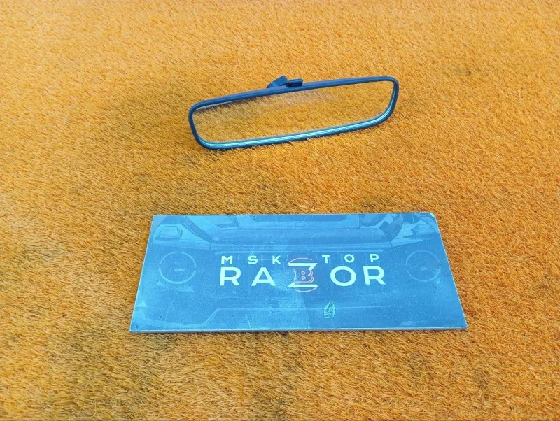 Зеркало заднего вида