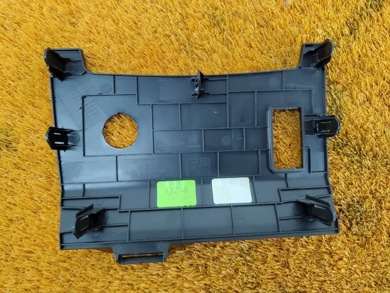 Накладка центральной консоли