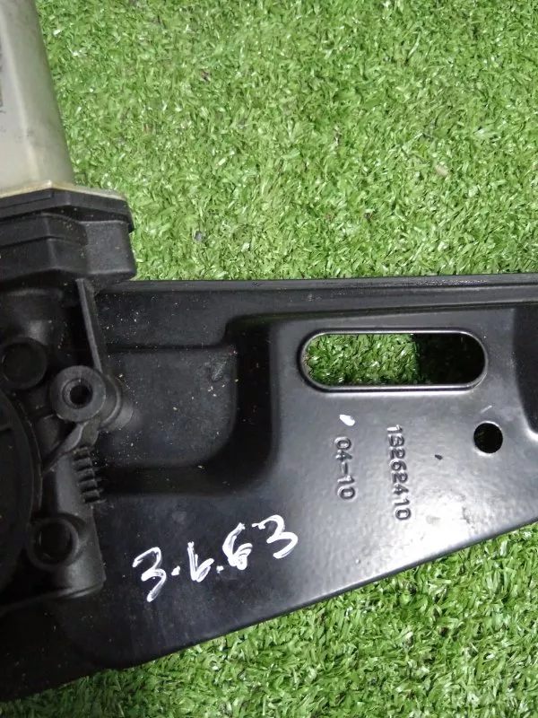 Стеклоподъемник BMW X1 2010 51352990387 E84, задний левый