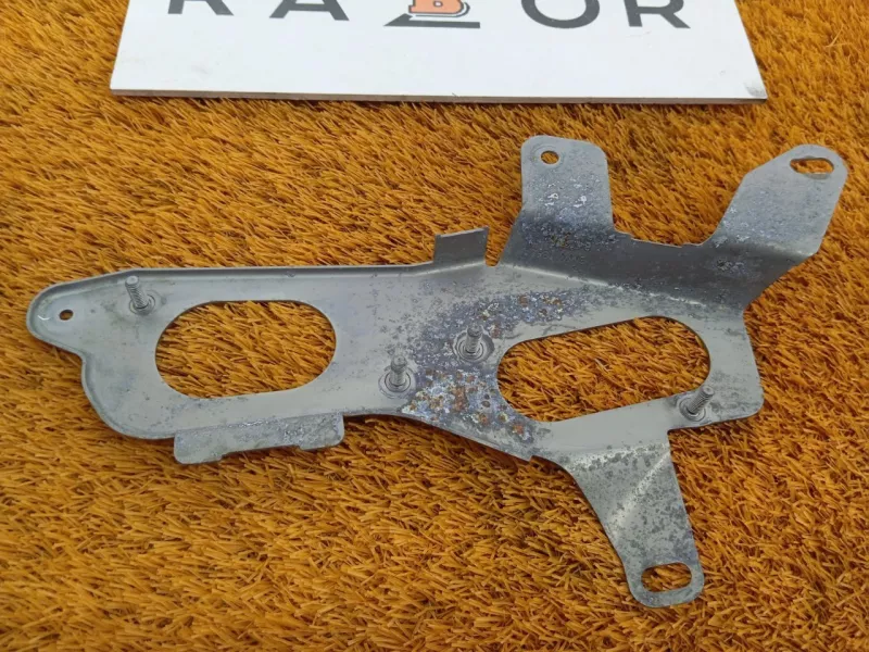 Кронштейн BMW X3 2018 8570053 G01 B47