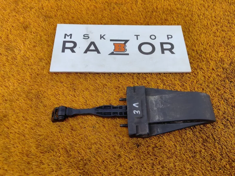 Ограничитель двери BMW 5-Series 2019 51227341033 G30 B47D20A, задний левый