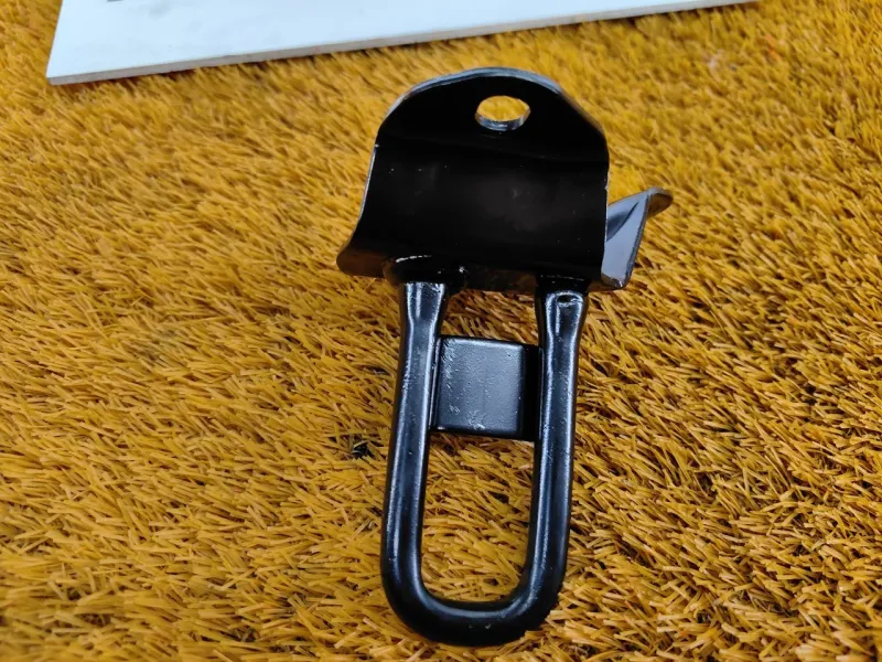 Крепление сиденья