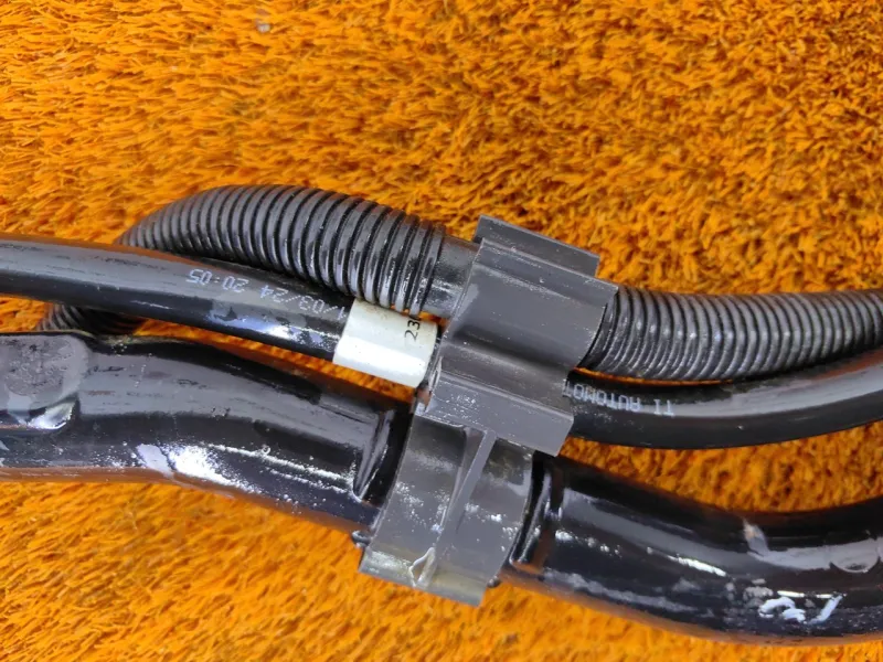 Горловина топливного бака