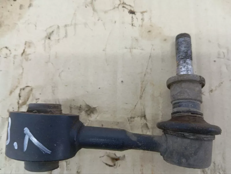 Стойка стабилизатора