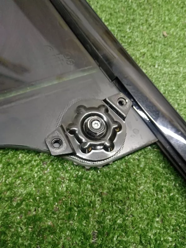 Форточка двери