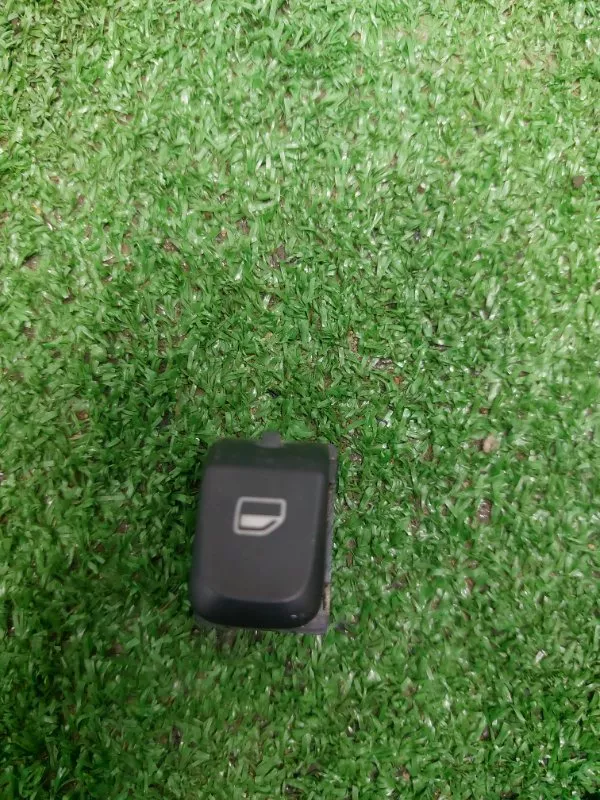 Кнопка стеклоподъемника