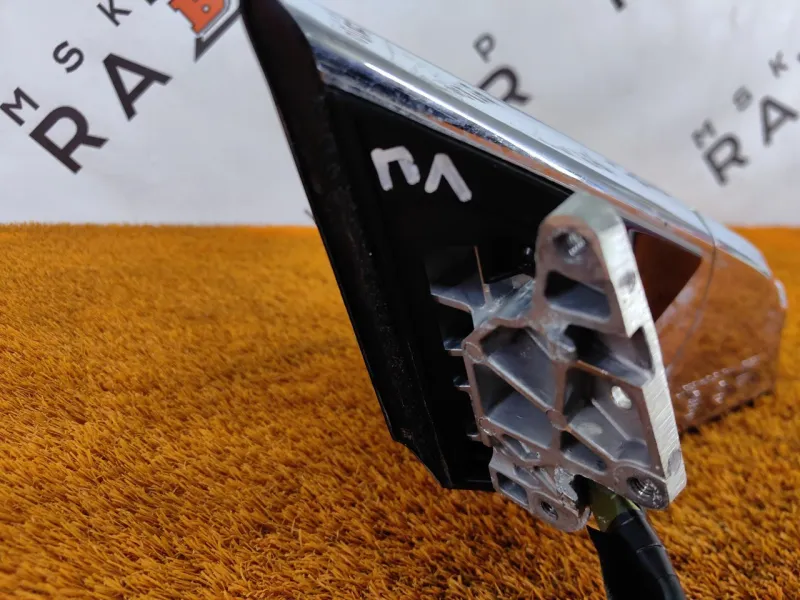 Зеркало боковое