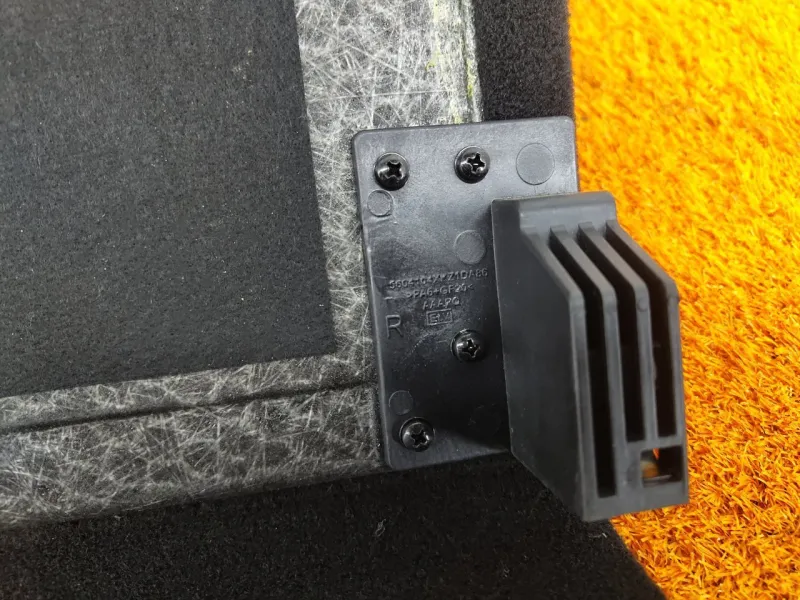 Пол багажника