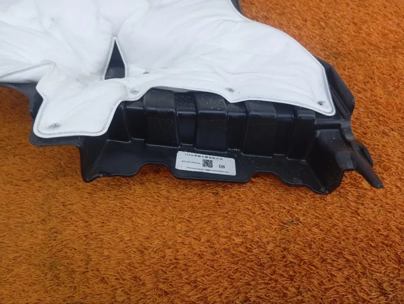 Накладка на торпедо