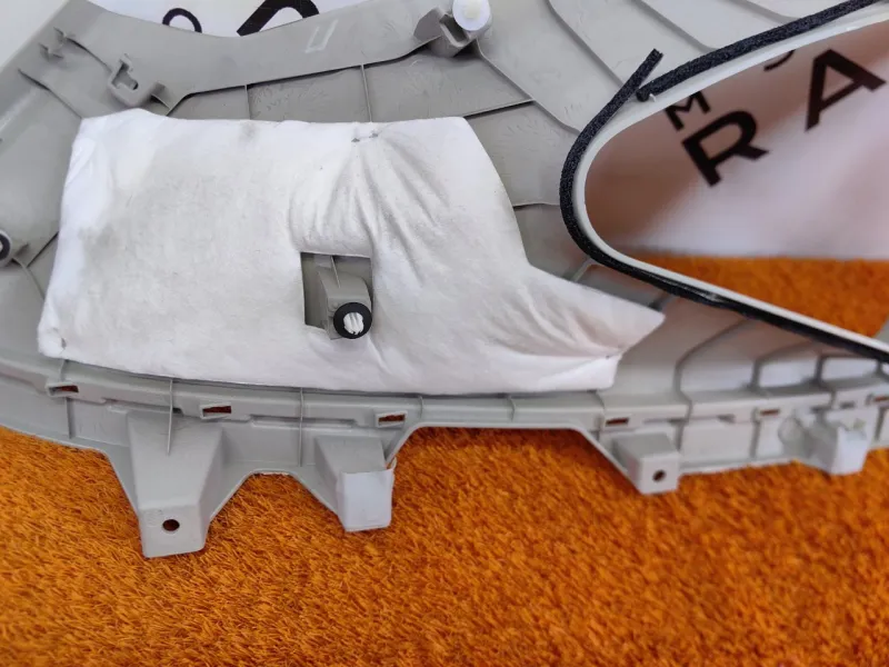 Накладка на стойку кузова