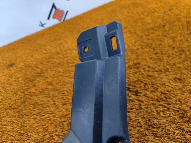 Кронштейн бампера