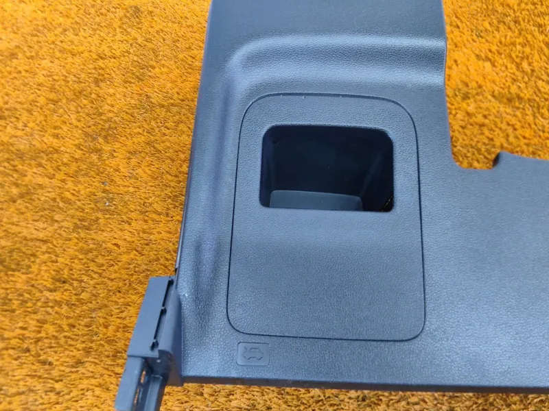 Накладка торпедо