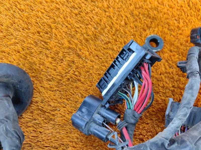 Проводка подкапотная