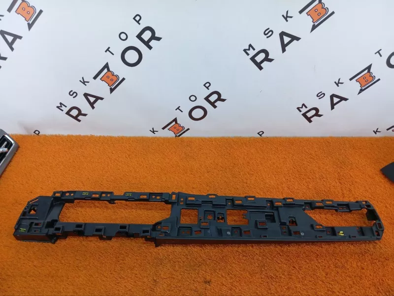 Накладка консоли