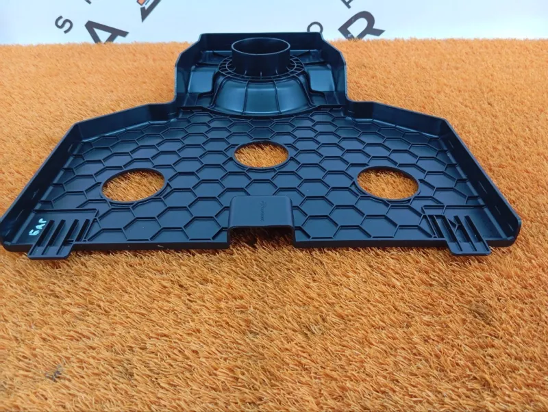 Накладка багажника