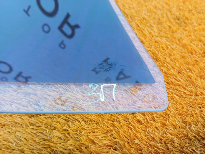 Форточка двери