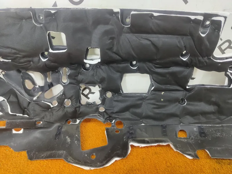 Шумоизоляция моторного отсека