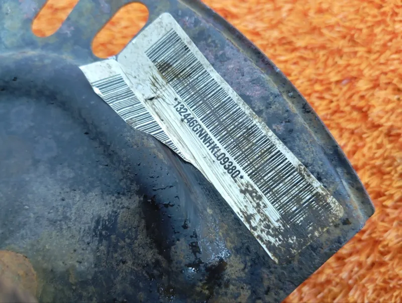 Кулак поворотный