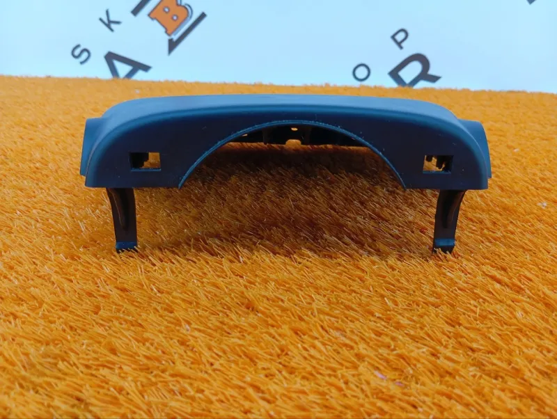 Кожух рулевой колонки