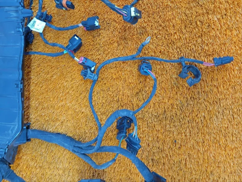 Проводка подкапотная