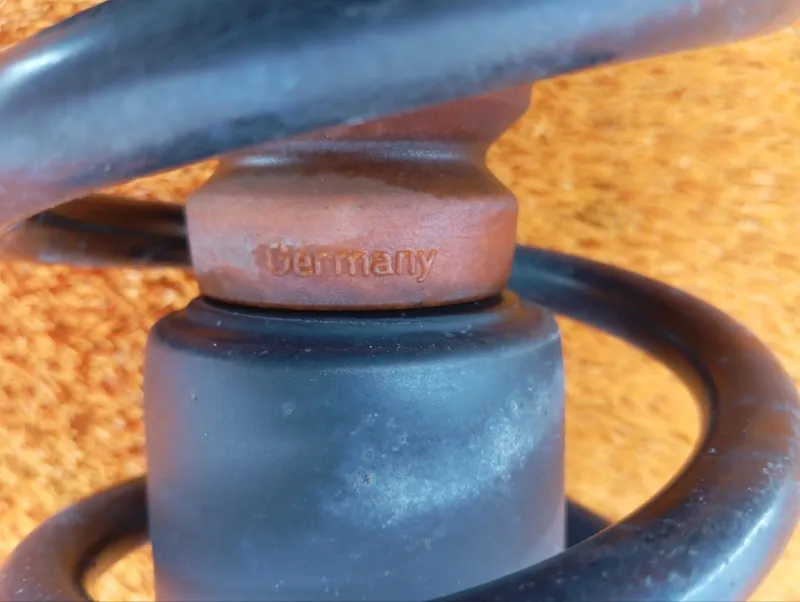 Амортизатор