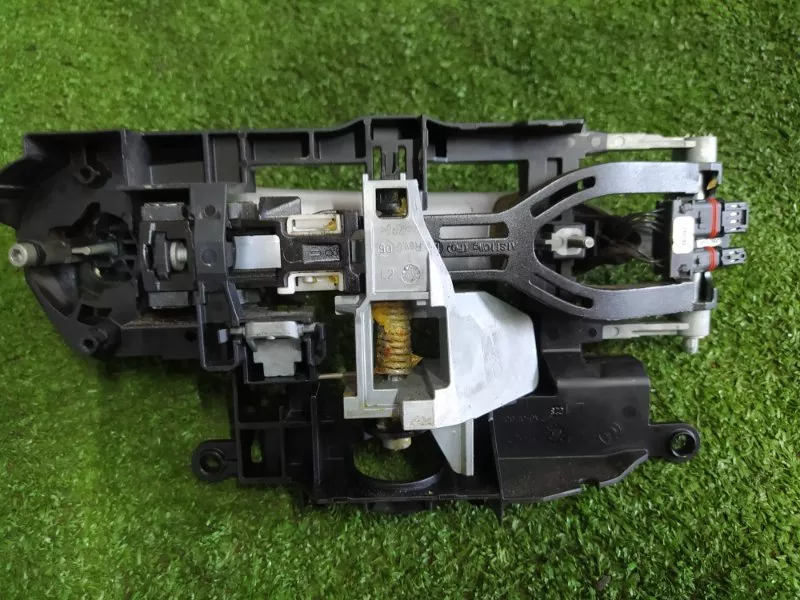 Ручка двери наружняя