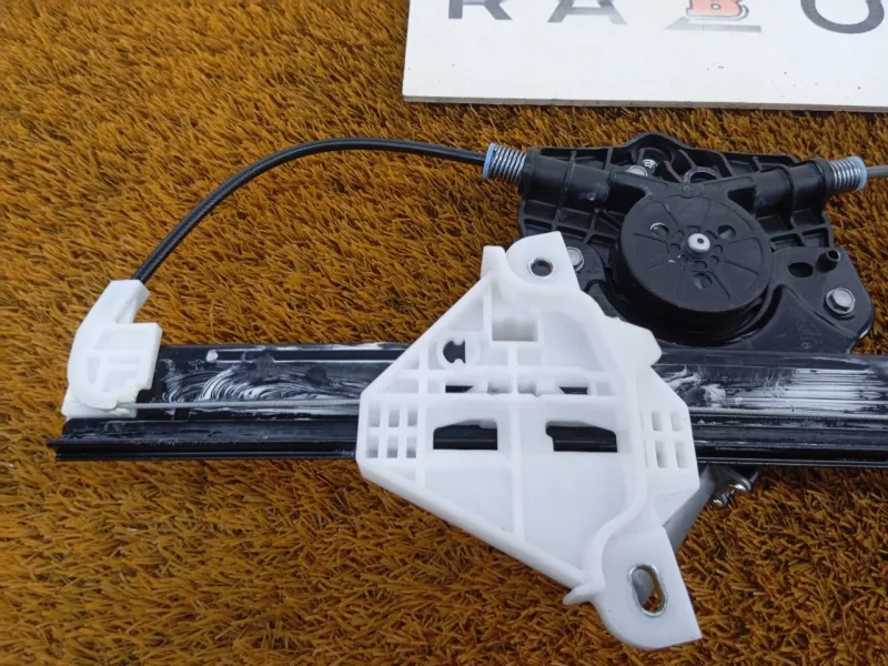 Стеклоподъемник