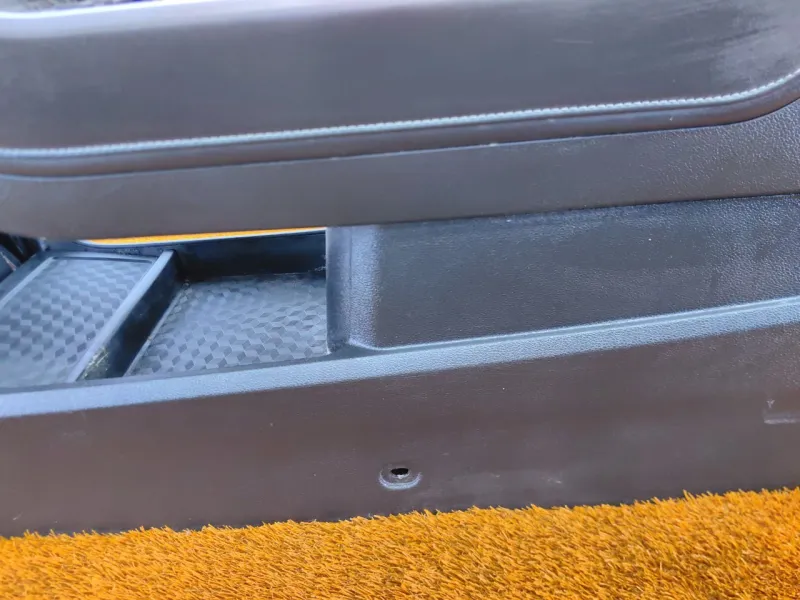 Консоль центральная