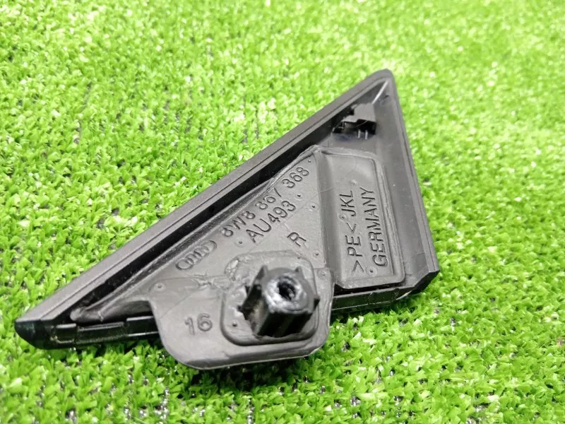 Накладка двери