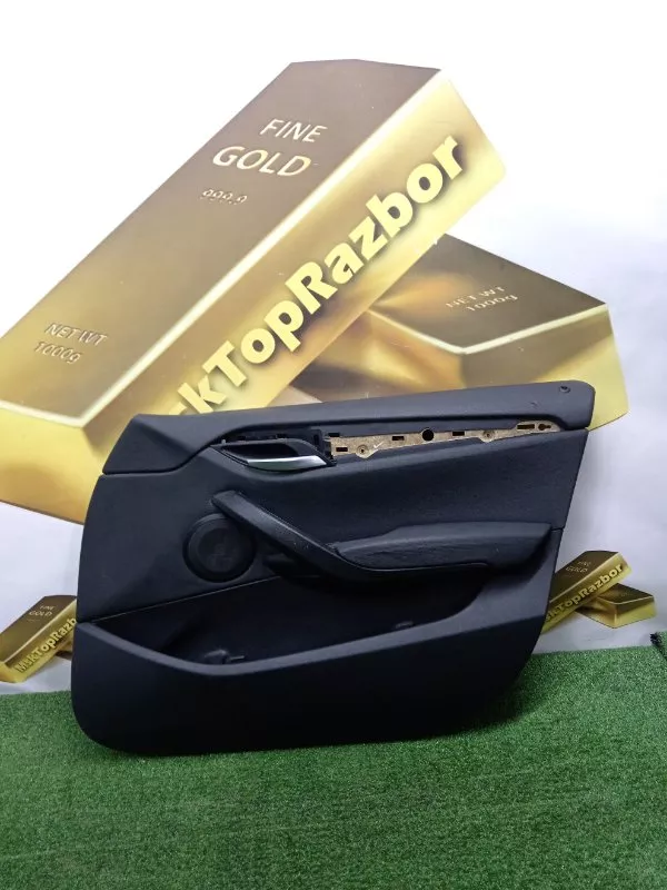 Обшивка двери BMW X1 2009 51417320183 E84, передняя правая