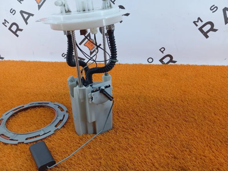 Бензонасос