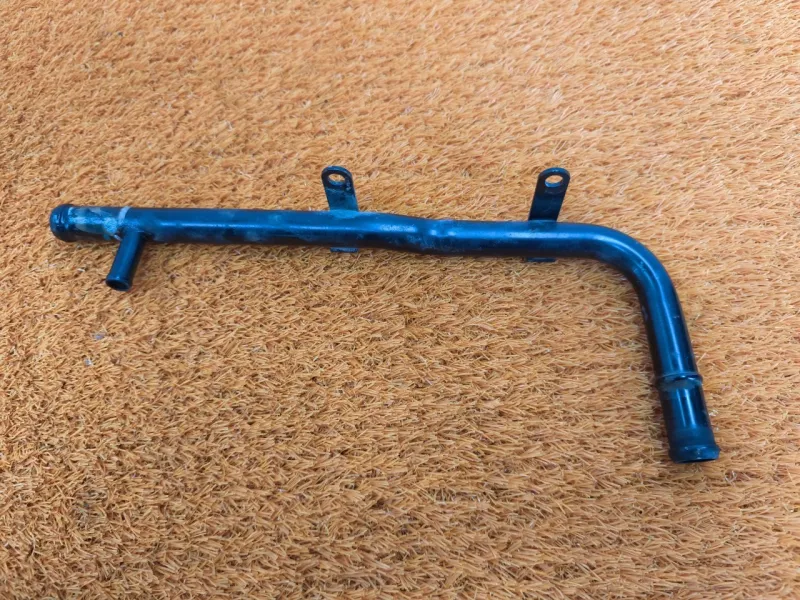 Трубка системы охлаждения