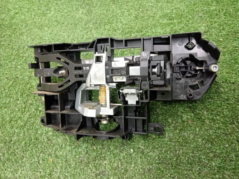 Ручка двери наружняя