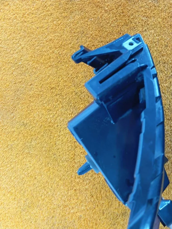 Крепление бампера