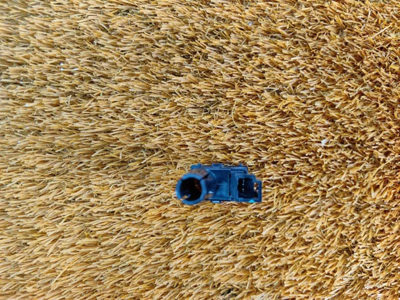 Датчик температуры воздуха в салоне