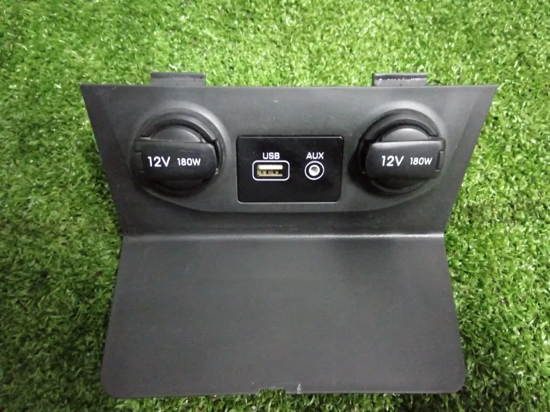 Разъем USB+AUX