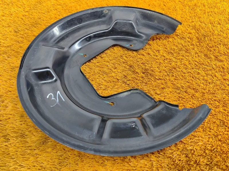 Пыльник тормозного диска