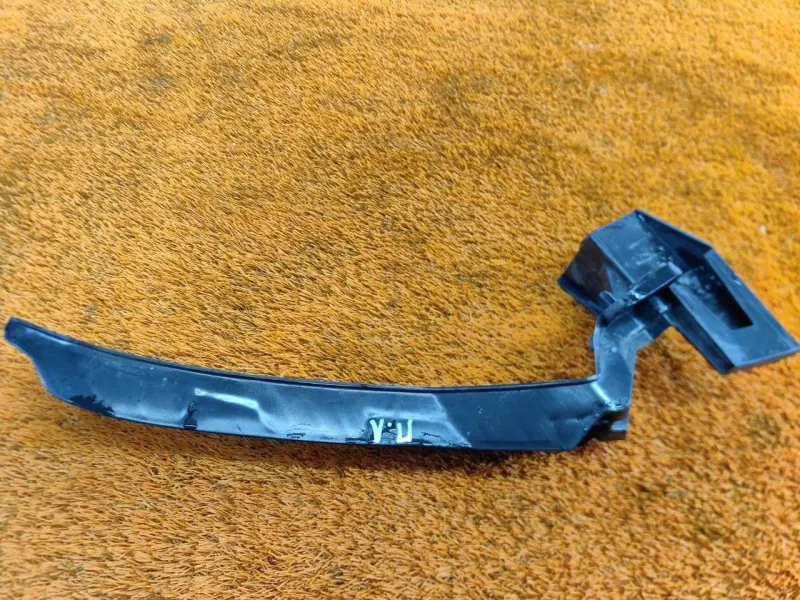 Кронштейн бампера