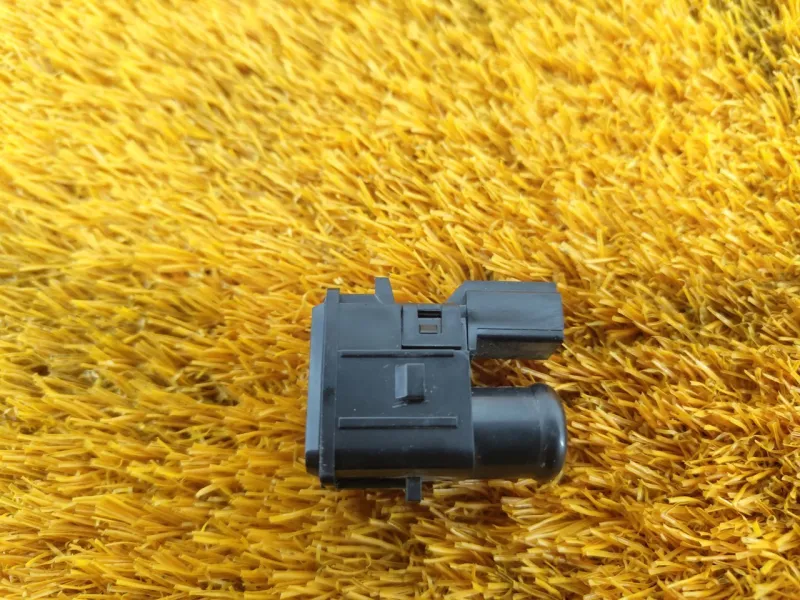 Датчик температуры воздуха в салоне