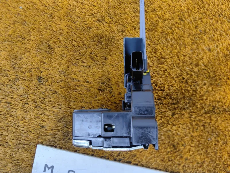 Замок двери