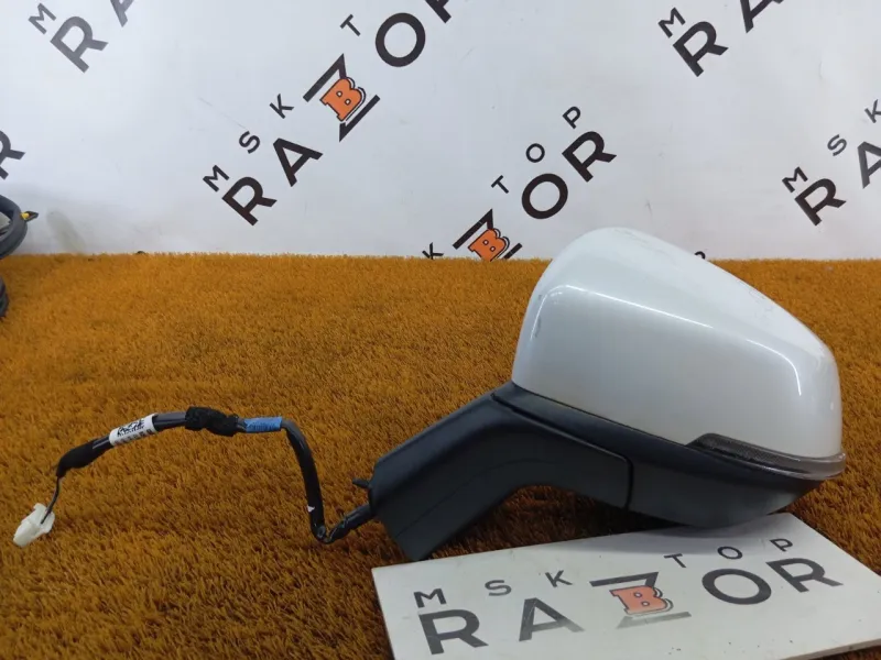 Зеркало боковое