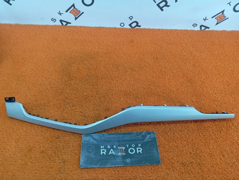 Накладка на торпедо