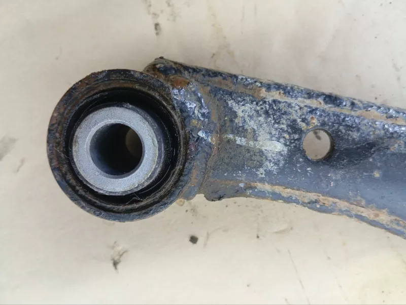 Рычаг подвески