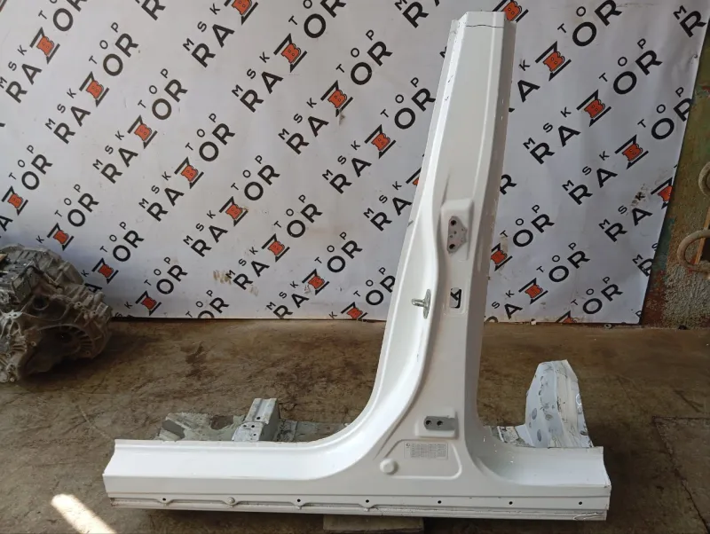 Порог с центральной стойкой