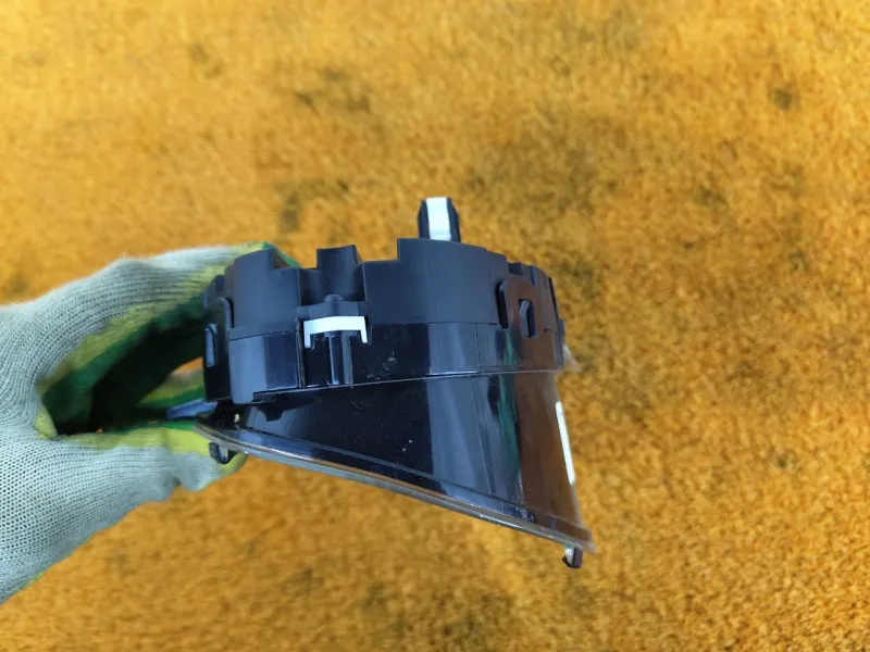 Панель приборов